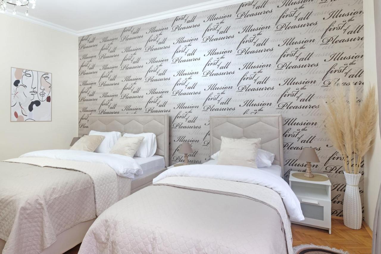 Illusion Downtown Apartment เบลเกรด ภายนอก รูปภาพ