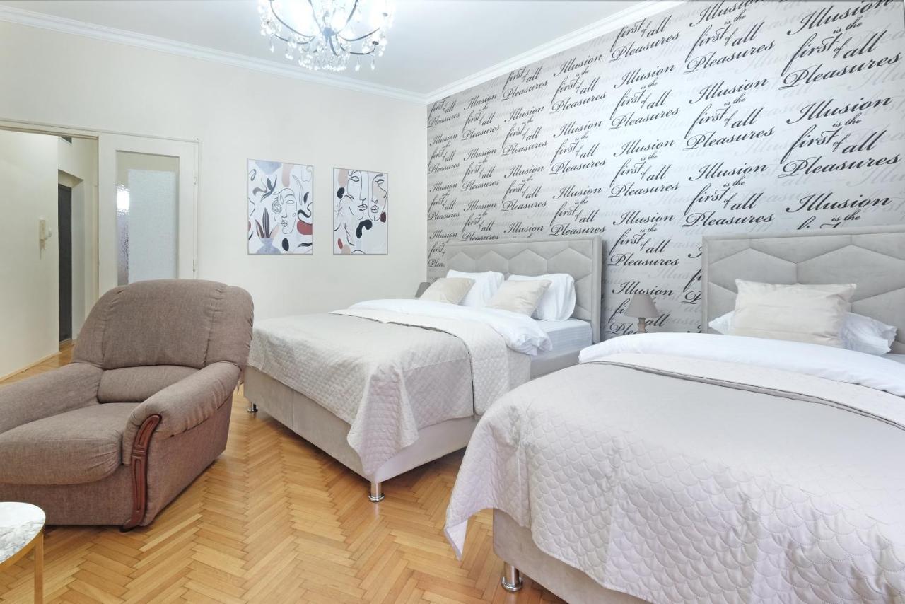 Illusion Downtown Apartment เบลเกรด ภายนอก รูปภาพ