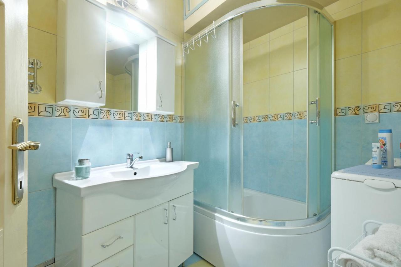 Illusion Downtown Apartment เบลเกรด ภายนอก รูปภาพ